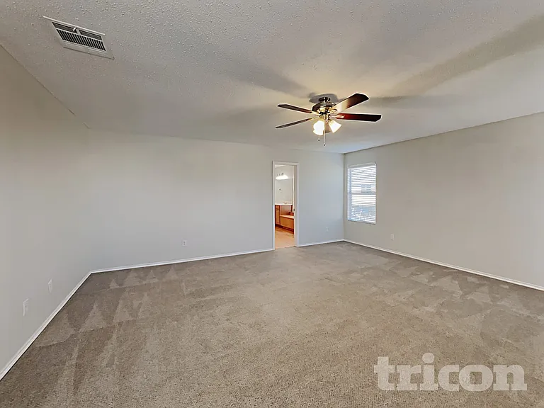 146 Washington Way — Photo 10