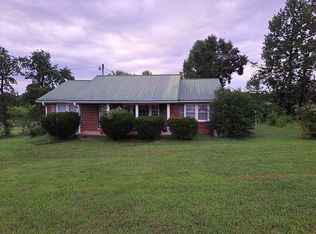 2227 N Springs Rd, Red Boiling Springs, TN 37150