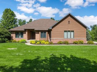 1354 Fox Meadow Ct NE, Swisher, IA 52338