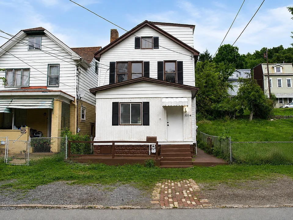 3234 Central Ave