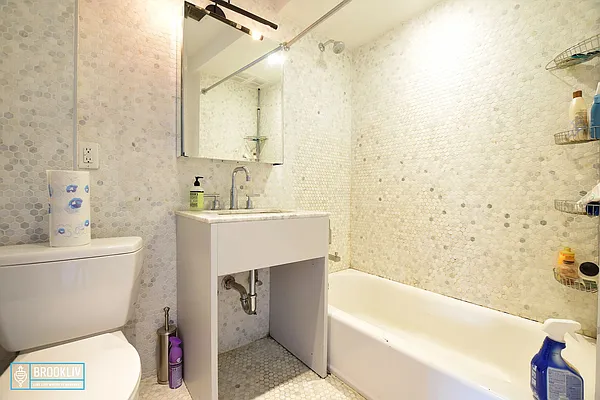 Rented by null | media 26