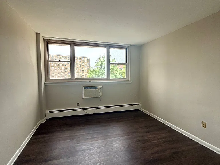 1301 N Harrison St #608-608-608 — Photo 5