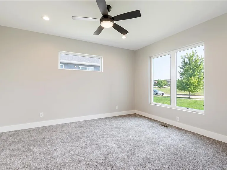 6136 Mississippi Ave — Photo 13