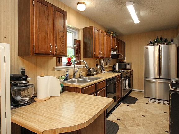 5th image of 214 Eitelman Ln