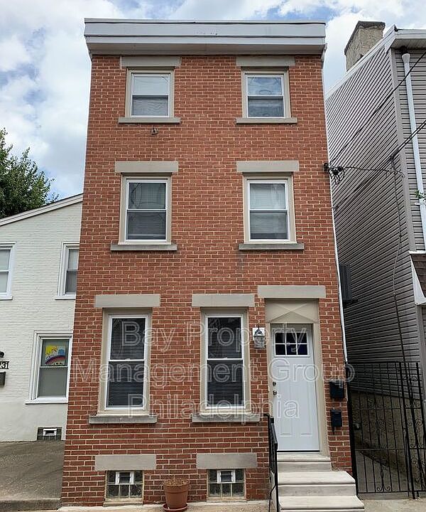1st image of 1229 E Oxford St #A