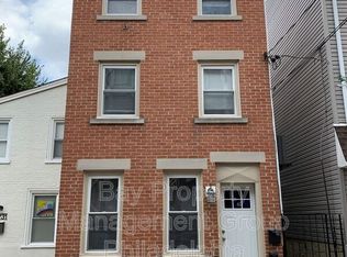 1229 E Oxford St #A, Philadelphia, PA 19125