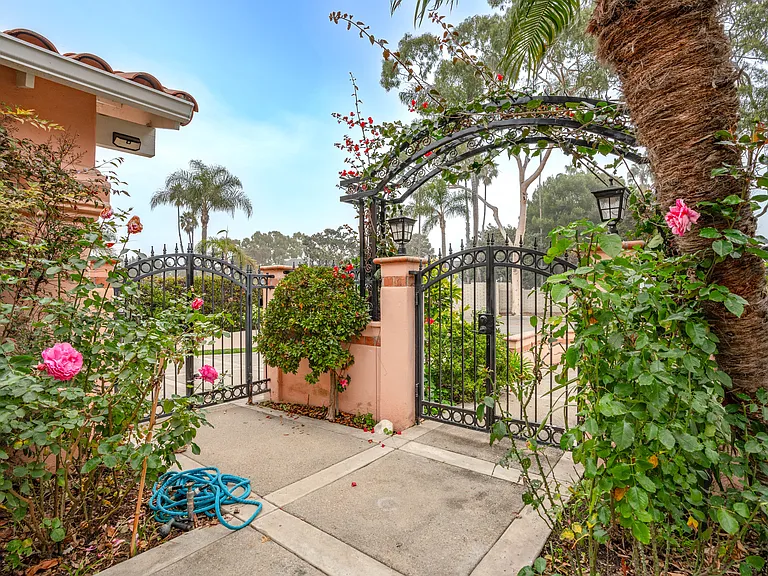 17021 Malta Cir — Photo 50