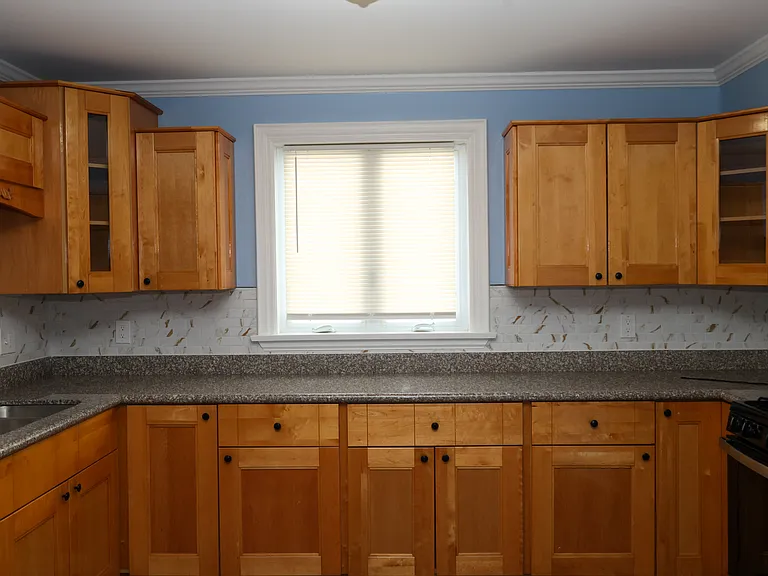 1926 Little Ave #A — Photo 3