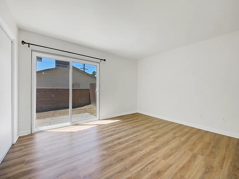 Photo of similar but older unit, this new unit will not disappoint!