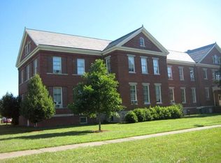 11 Blue Star Hwy #205, Danville, IL 61832