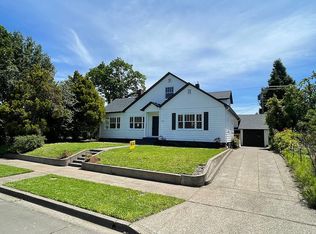 527 E St, Springfield, OR 97477