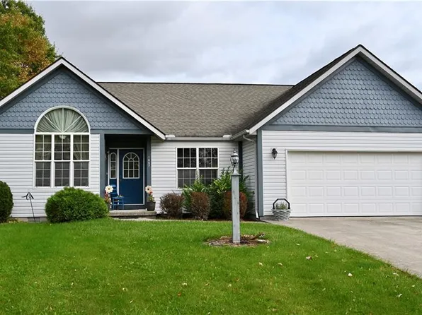 1657 Fairlawn St, Defiance, OH 43512