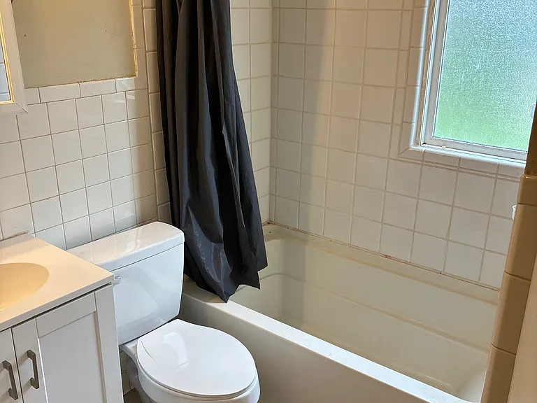 206 Wesley St — Photo 6
