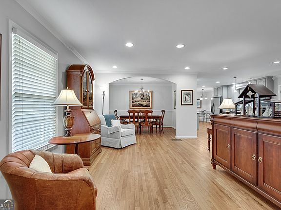 4th image of 1440 Diamond Head Cir