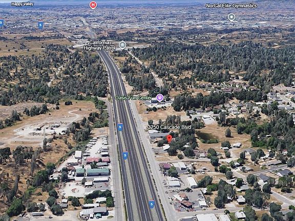 2nd image of 3250 Cascade Blvd