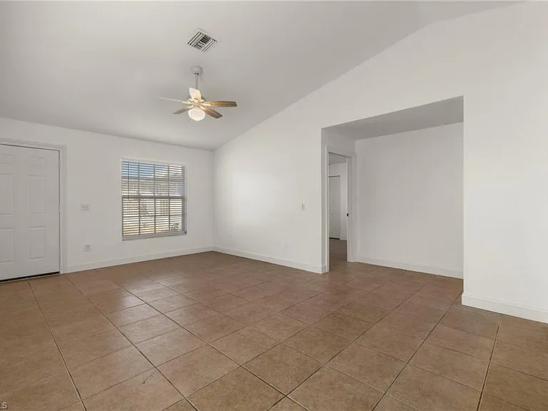 6254 Vista Garden Way #A — Photo 3
