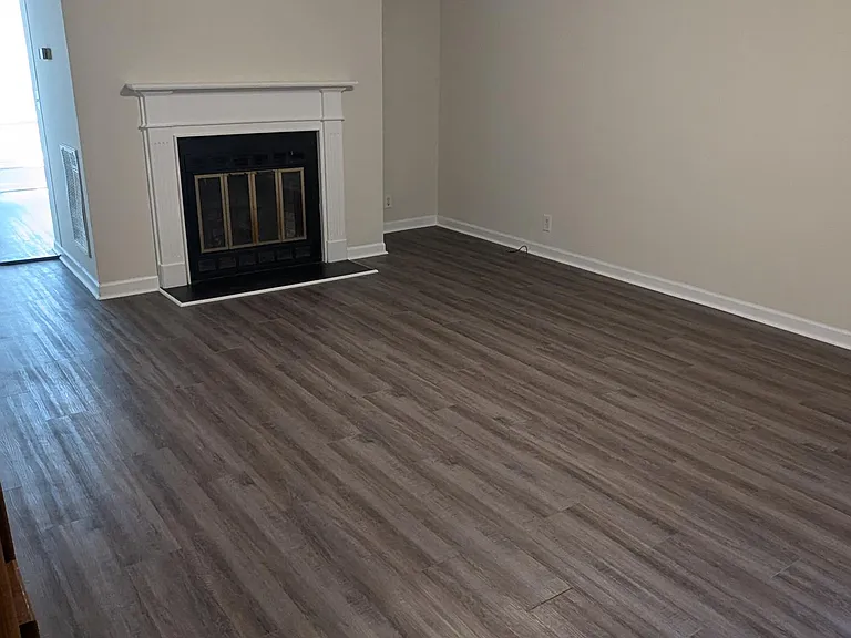 2920 Sheana Way — Photo 3