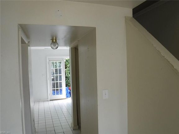 4th image of 3011 Fawkes Ct