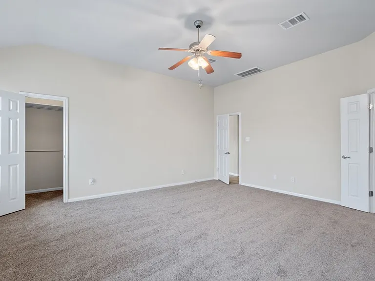 652 Dark Horse Ln — Photo 15