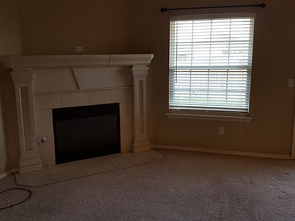 3rd image of 1533 NW 124th St