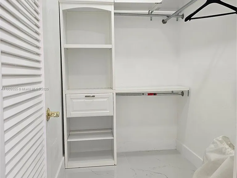 6010 S Falls Circle Dr #206 — Photo 18