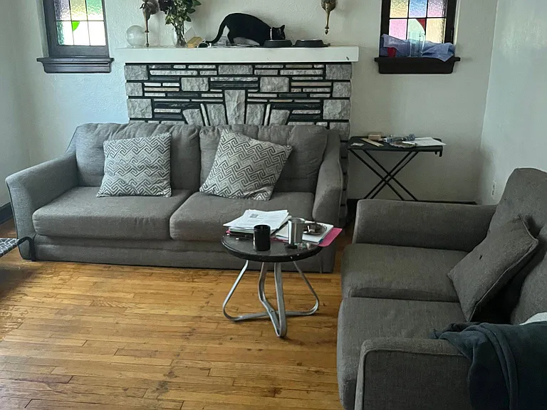 6780 Edison Ave — Photo 2