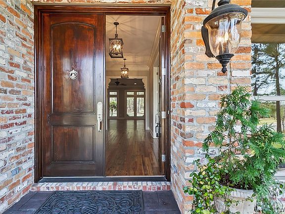 3rd image of 3721 Windy Rdg