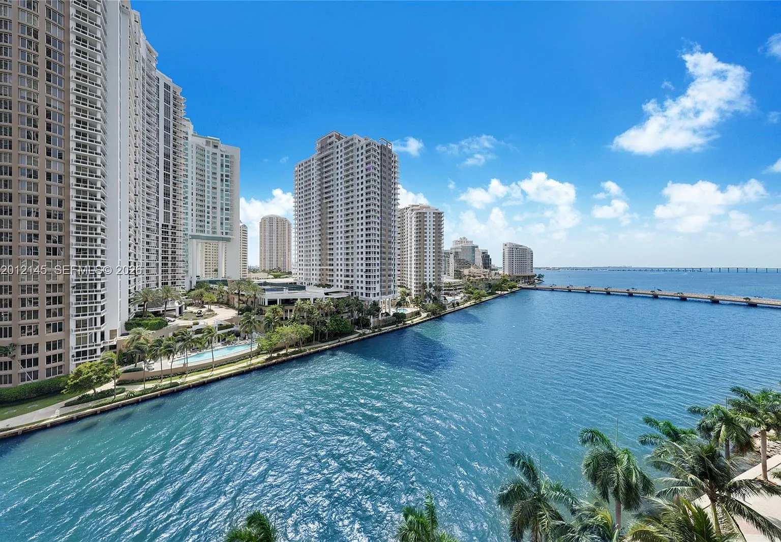 Icon Brickell Condo No 1 — Photo 1