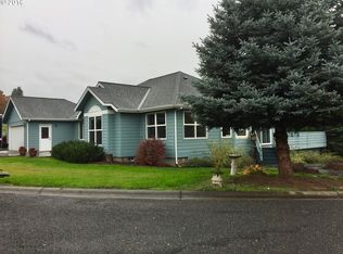3410 Broken Tee Dr, Hood River, OR 97031