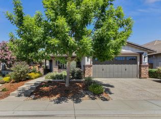 7913 Peak Forest Way, Elk Grove, CA 95757