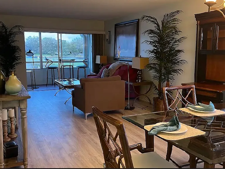 7271 W Country Club Dr N #221 — Photo 4