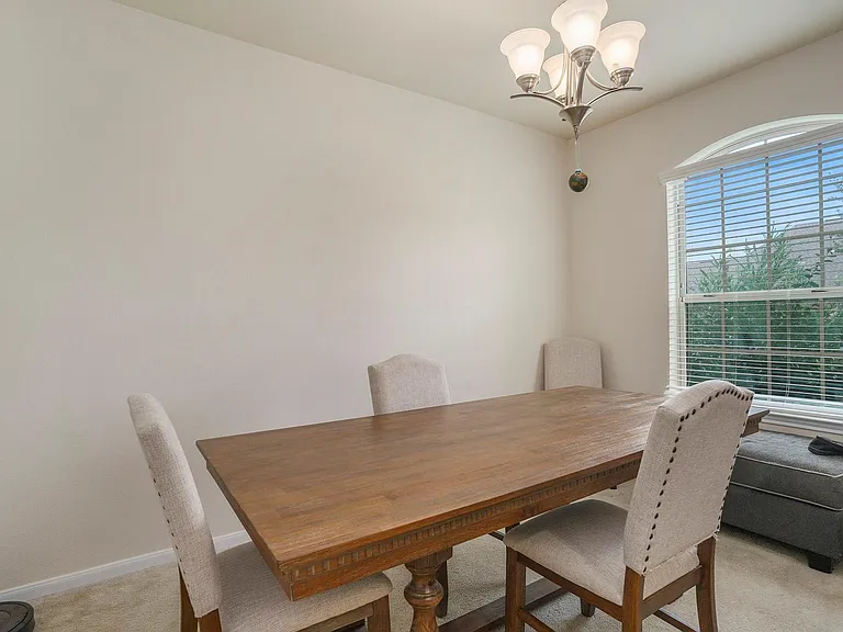 2449 Pamplona Ln — Photo 4