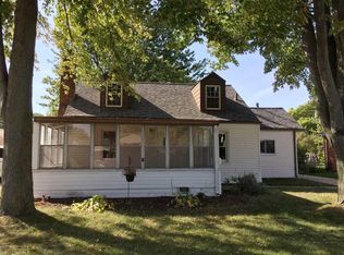 30119 Gloria St, Saint Clair Shores, MI
