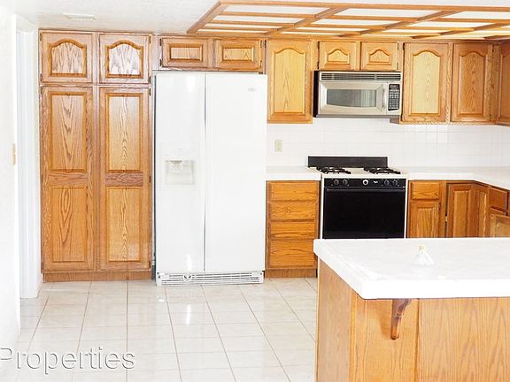 5th image of 3401 Bristlecone St