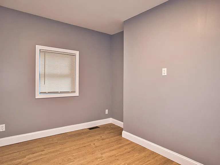 2753 Pleasant St #1 — Photo 41