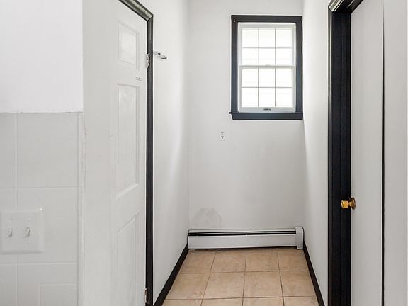 4th image of 19 Prescott Ave Floor 2