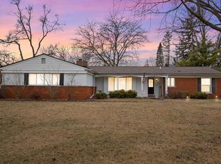 28313 Kendallwood Dr, Farmington Hills, MI 48334