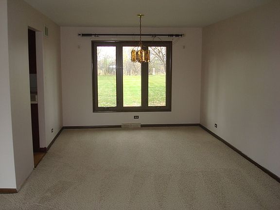 3rd image of 13468 S Stephen Dr