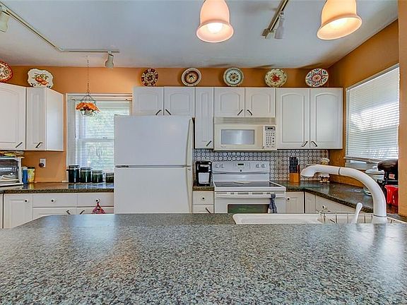 2nd image of 2501 54th St S