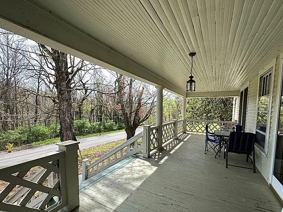 4th image of 340 Clifton Heights Rd
