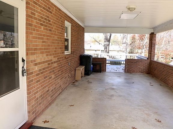 5th image of 119 Gatlin St