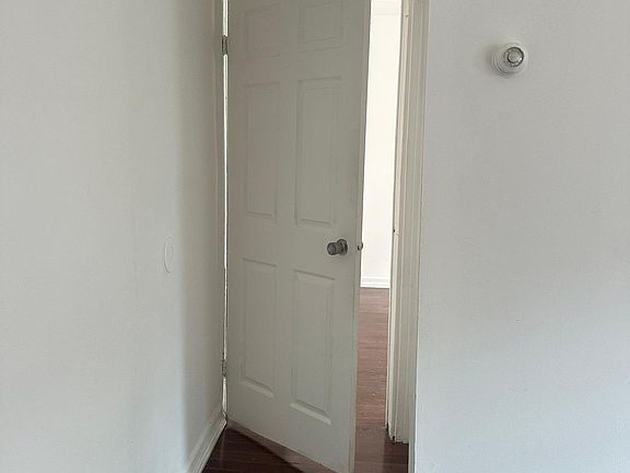 3rd image of 2224 E York St #1FR