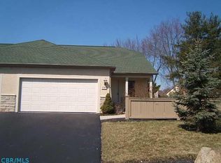 8347 Smoky Row Rd, Dublin, OH 43016