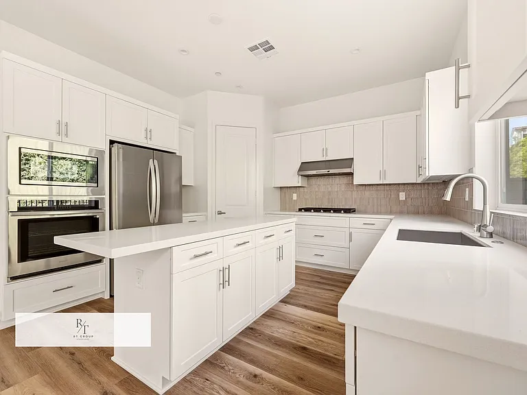 22115 Portofino Dr — Photo 12
