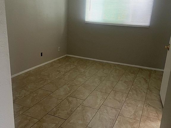2nd image of 636 San Pablo St SE #A