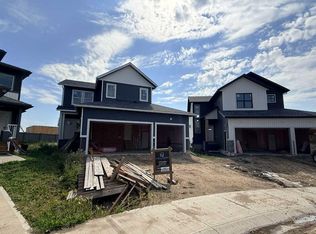 13201 NW 105th St, Grande Prairie, AB T8X0W5