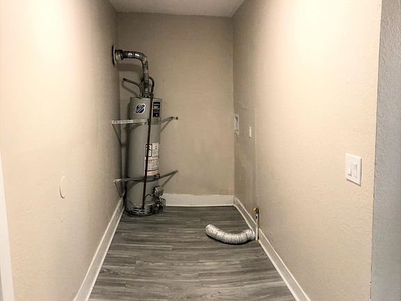 5th image of 1266 W Court St