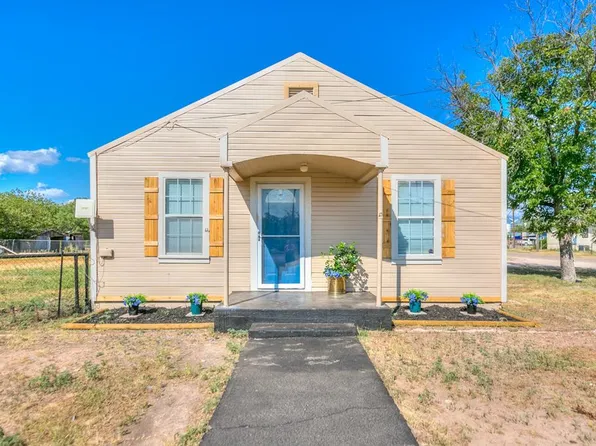200 Broadway St, Miles, TX 76861