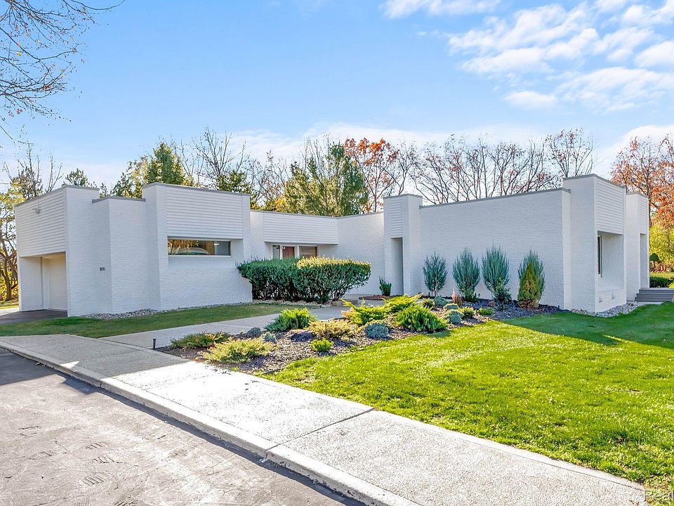 1st image of 2770 N Warner Dr