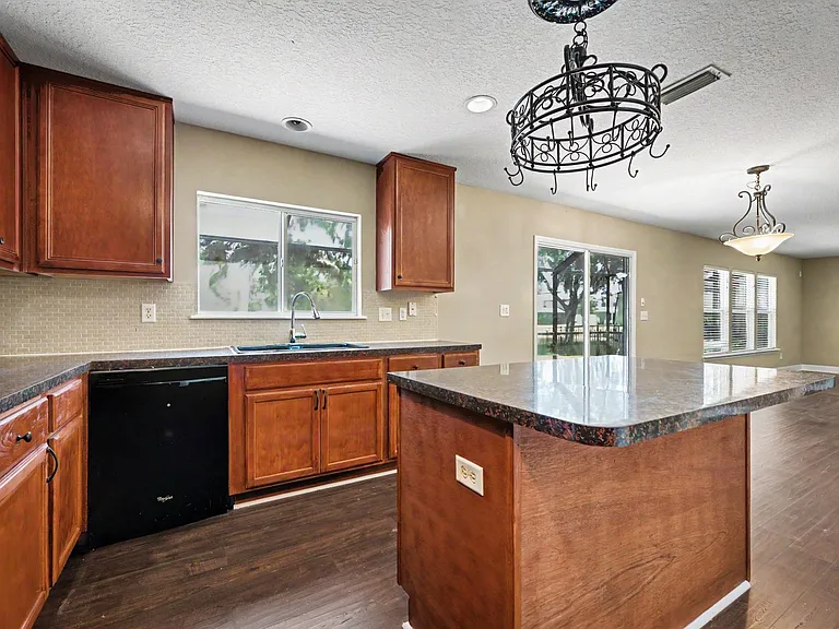 172 Crown Wheel Cir — Photo 4